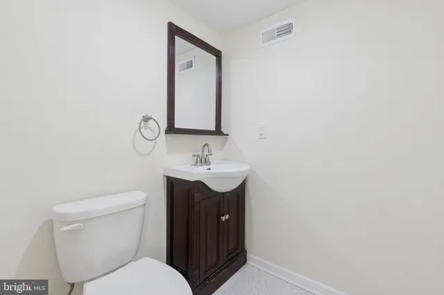 $4,750 | 62 West Lodges Lane, Bala Cynwyd, PA 19004