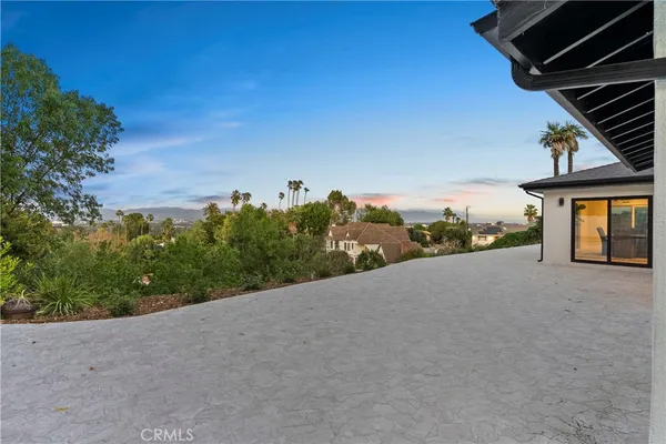 $2,825,000 | 16915 Dormie Place, Encino, CA 91436