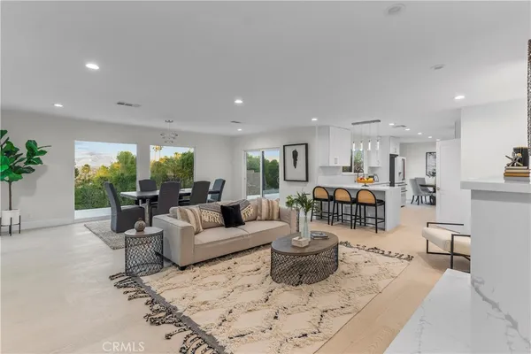$2,825,000 | 16915 Dormie Place, Encino, CA 91436