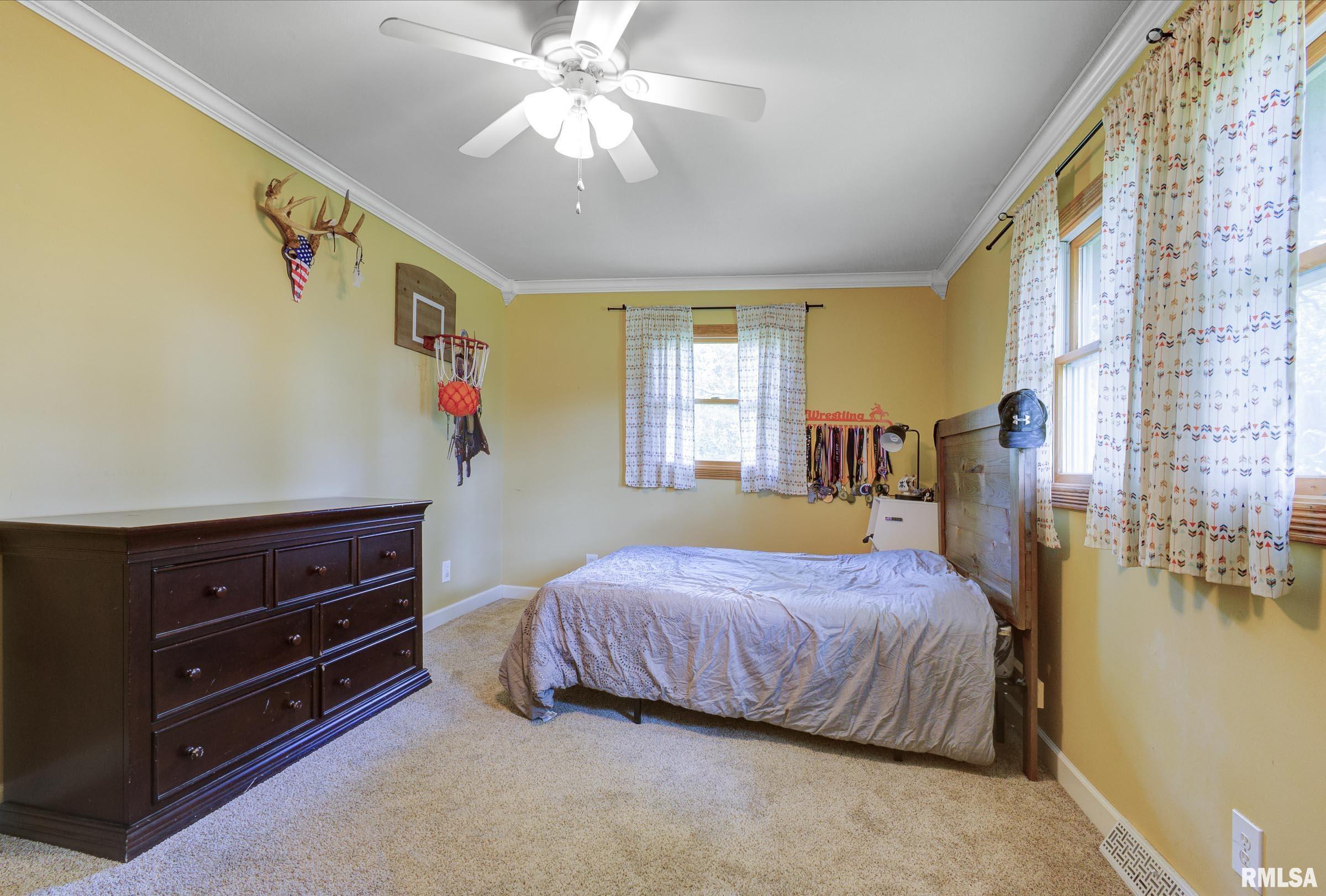 319 Robin Road Macomb, IL 61455 - Photo 23 of 34