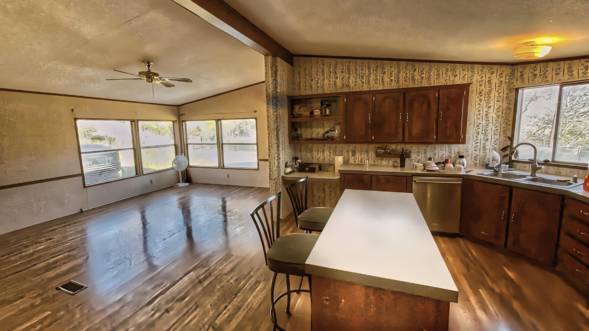 7251 Hugo Road Grants Pass, OR 97526 - Photo 9 of 13 20230214220337961722000000-o_upscale
