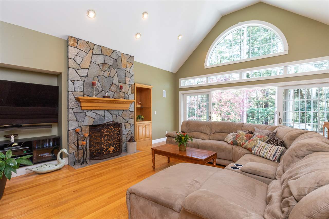 14 Good Way Epping, NH 03042 - Photo 10 of 40 Gallery Image 10
