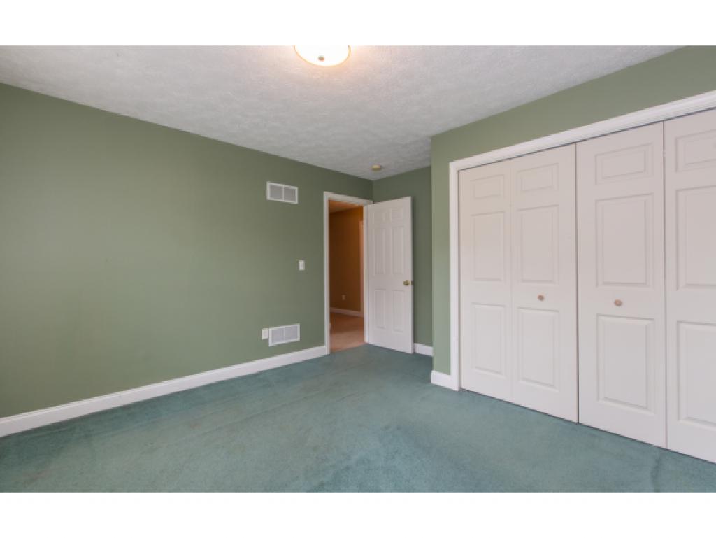 7 Aulson Road Salem, NH 03079 - Photo 19 of 35
