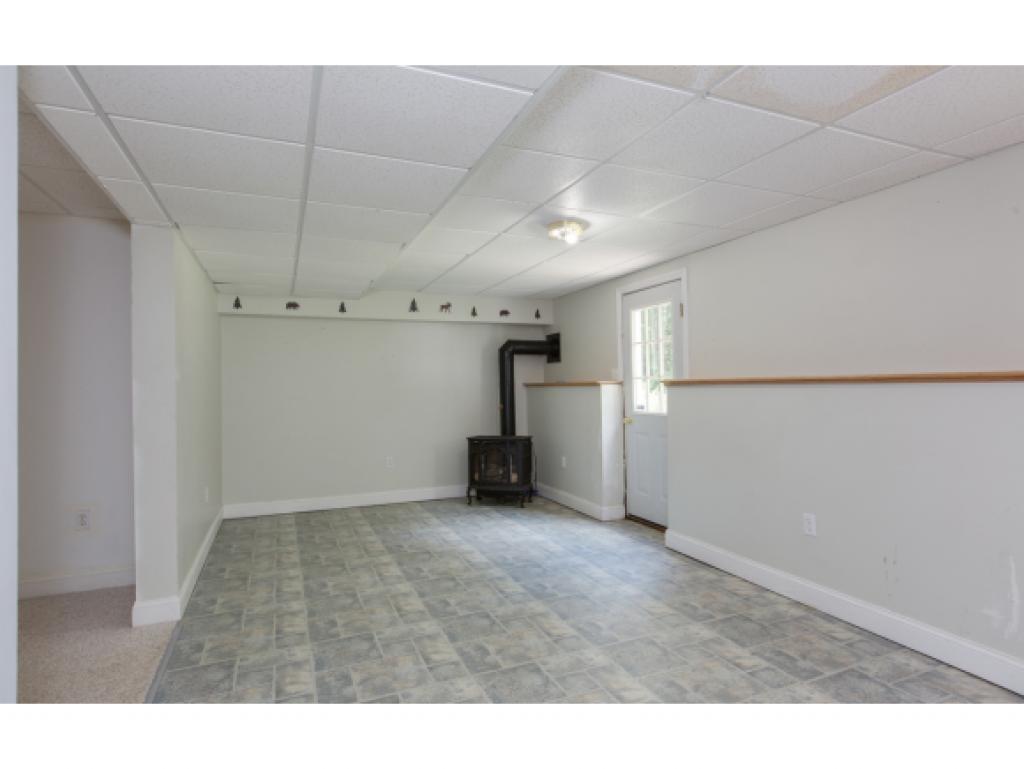 7 Aulson Road Salem, NH 03079 - Photo 27 of 35