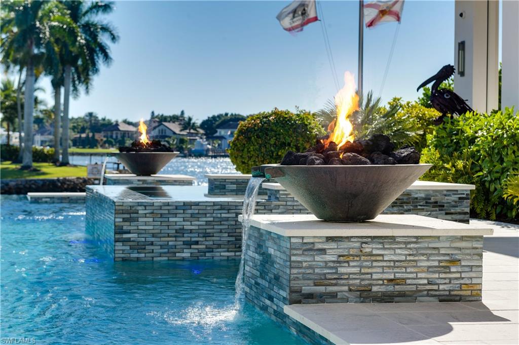 2380 Kingfish Road Naples, FL 34102 - Photo 11 of 35 Gallery Image 11