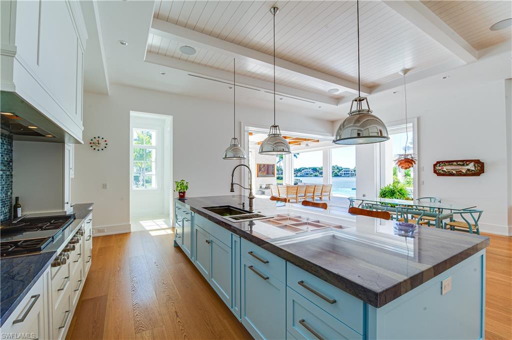 2380 Kingfish Road Naples, FL 34102 - Photo 4 of 35 Gallery Image 4