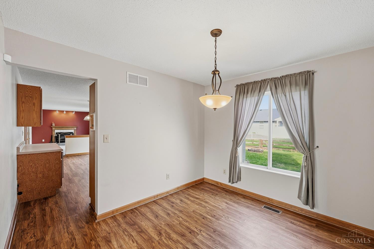 5554 Wanda Way Hamilton, OH 45011 - Photo 7 of 26