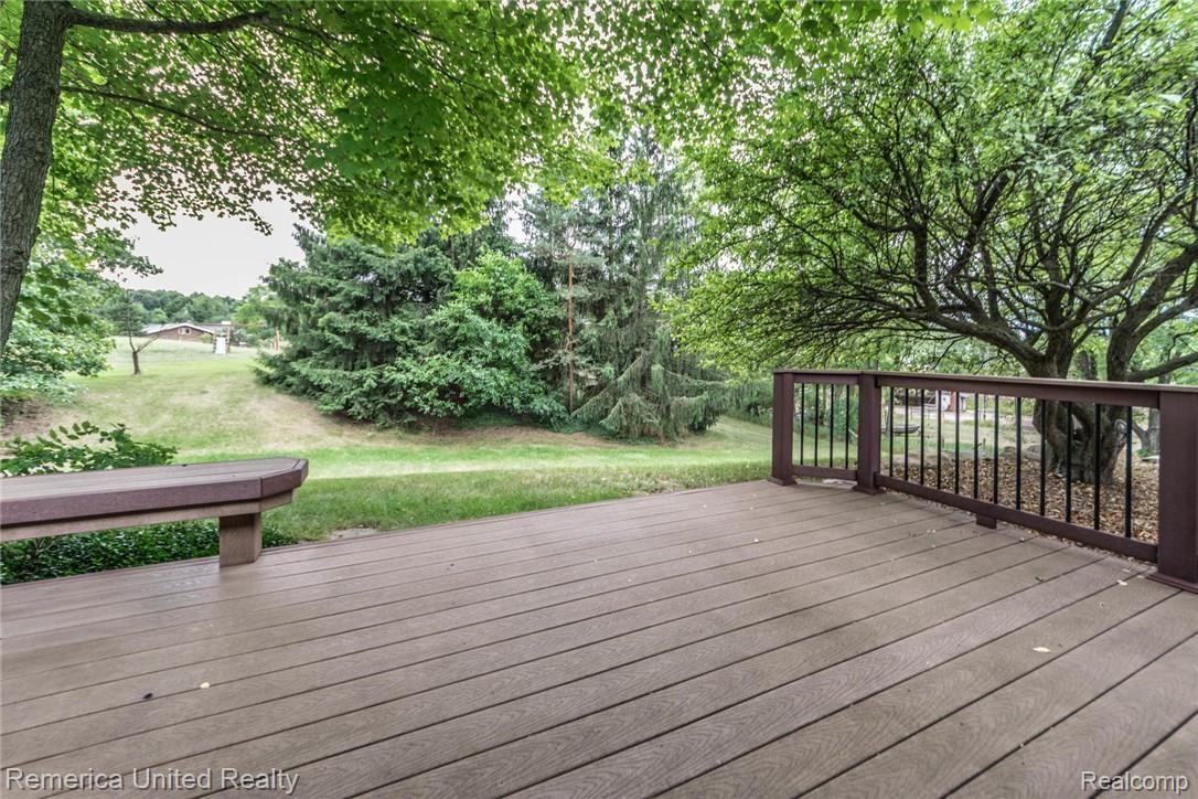 8790 Hyne Road Brighton, MI 48114 - Photo 15 of 35 _dsc0178.jpg