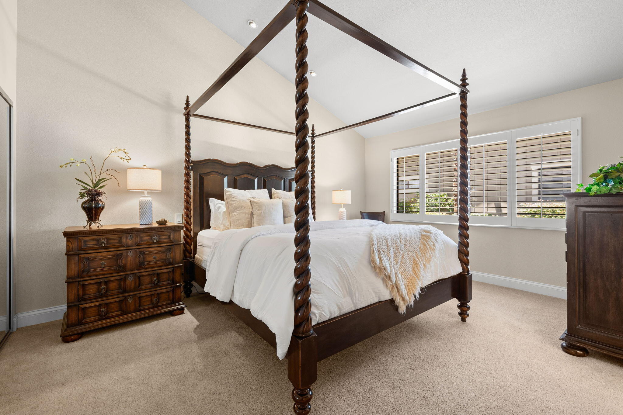 360 Red River Road Palm Desert, CA 92211 - Photo 16 of 38 42-web-or-mls-8M4A4561