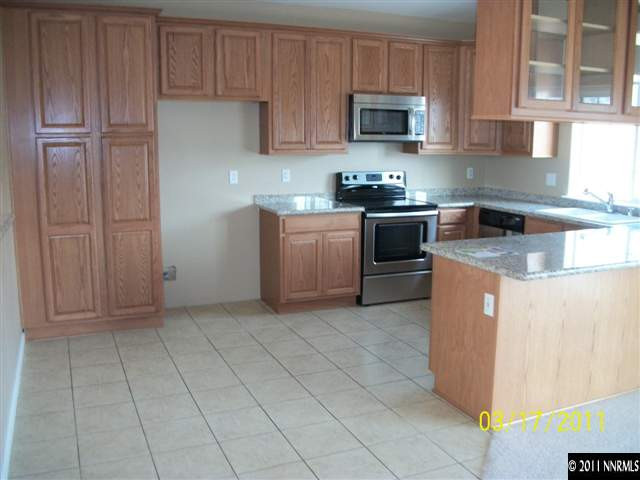 21900 Fetlock Drive Reno, NV 89508 - Photo 4 of 13 Photo 4
