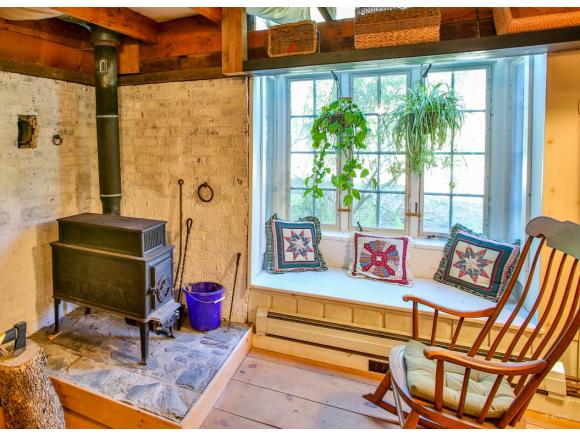 552 Garey Road Thetford, VT 05045 - Photo 4 of 30
