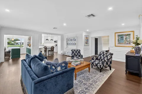 $1,049,000 | 13 Acacia Villas, Boynton Beach, FL 33436