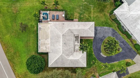 $1,049,000 | 13 Acacia Villas, Boynton Beach, FL 33436