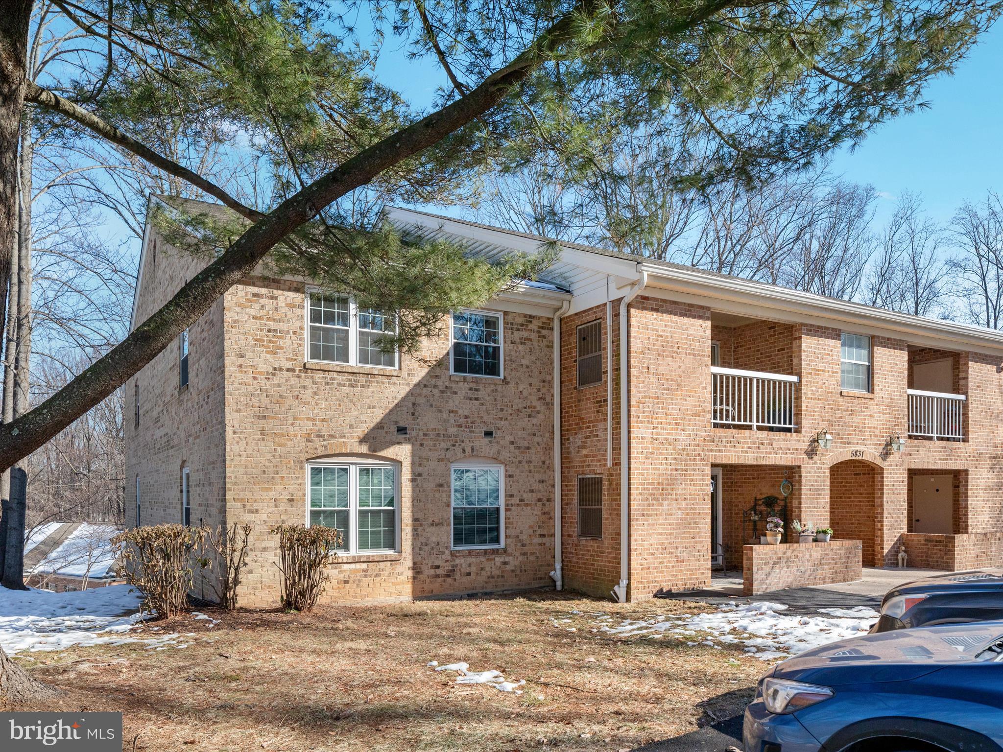 5831 Cove Landing Road, Unit 301 Burke, VA 22015 - Photo 25 of 25 2E6A8926_5831 Cove Landing Rd Unit 301 - Absolute