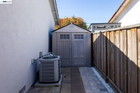 $1,399,000 | 8107 Peppertree Road, Dublin, CA 94568