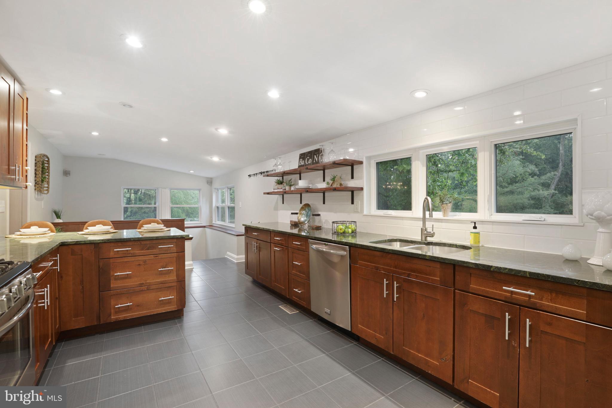 1909 Old Court Road Towson, MD 21204 - Photo 24 of 74 Gallery Image 24