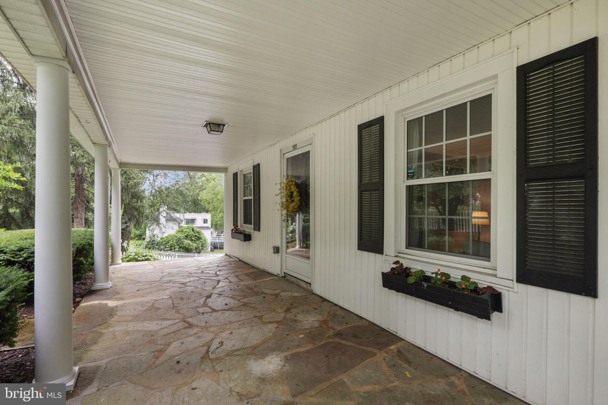 1909 Old Court Road Towson, MD 21204 - Photo 5 of 74 Gallery Image 5
