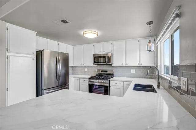 $1,980,000 | 5946 Crow Court, San Diego, CA 92120