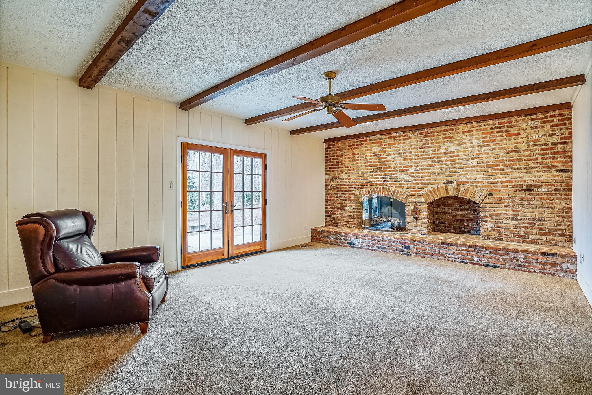 10412 Samaga Drive Oakton, VA 22124 - Photo 12 of 38 Family Room, French doors to patio, gas fireplace