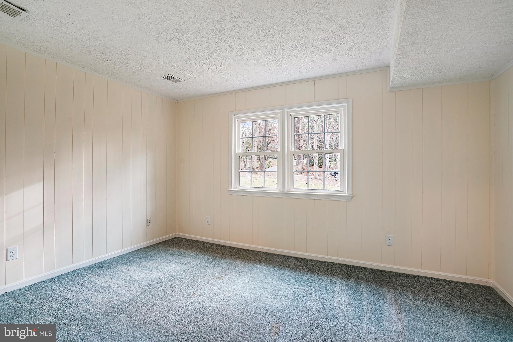 10412 Samaga Drive Oakton, VA 22124 - Photo 21 of 38 Bedroom 5/Den