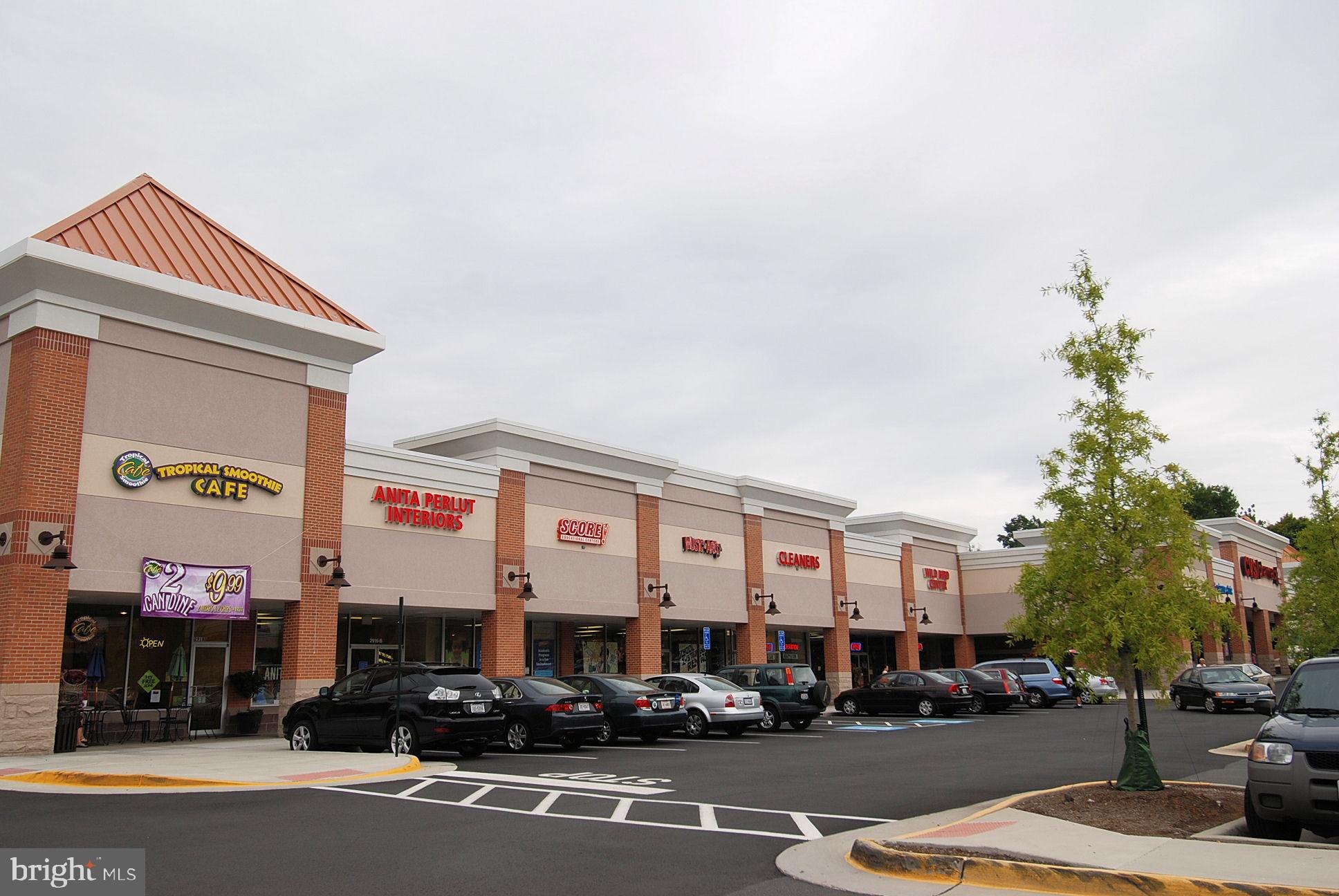 10412 Samaga Drive Oakton, VA 22124 - Photo 34 of 38 Near Restaurants