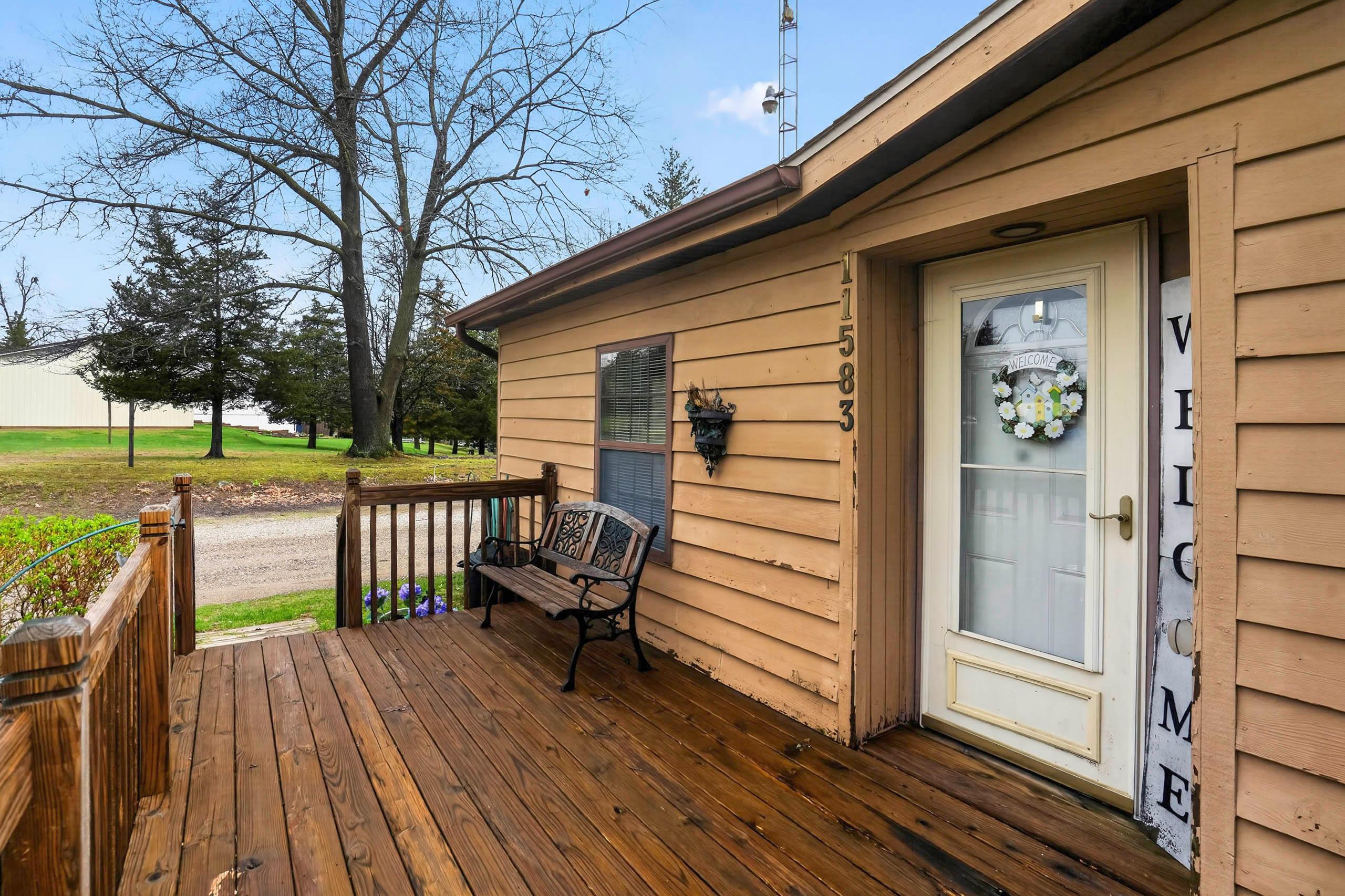 11583 Patch Road Clarklake, MI 49234 - Photo 6 of 37 Patch front 6