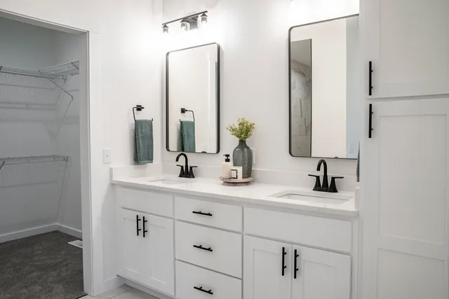 $529,900 | W4946 Battlestone Station Road, Unit 23, La Crosse, WI 54601