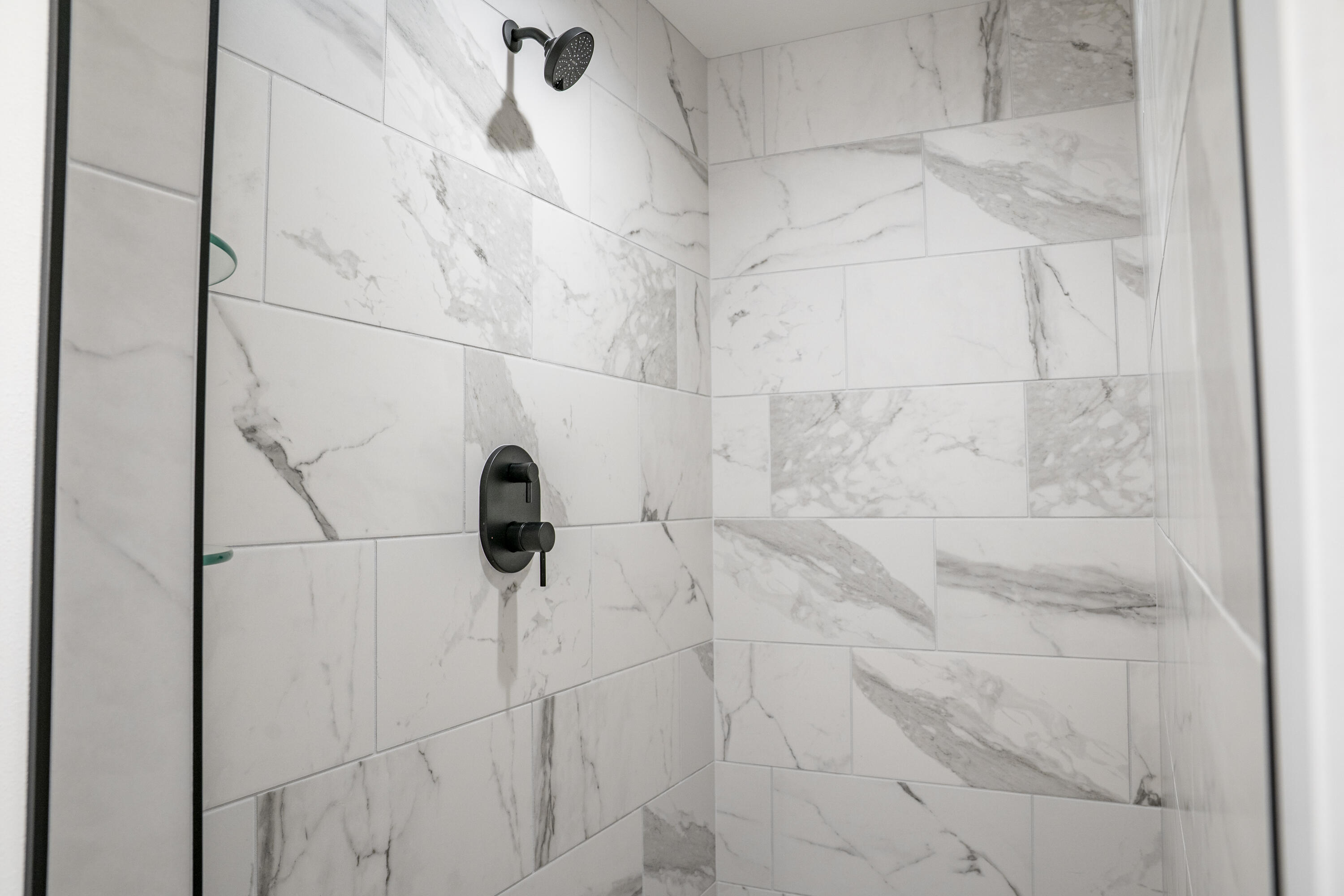 W4946 Battlestone Station Road, Unit 23 La Crosse, WI 54601 - Photo 19 of 30 Tile Shower