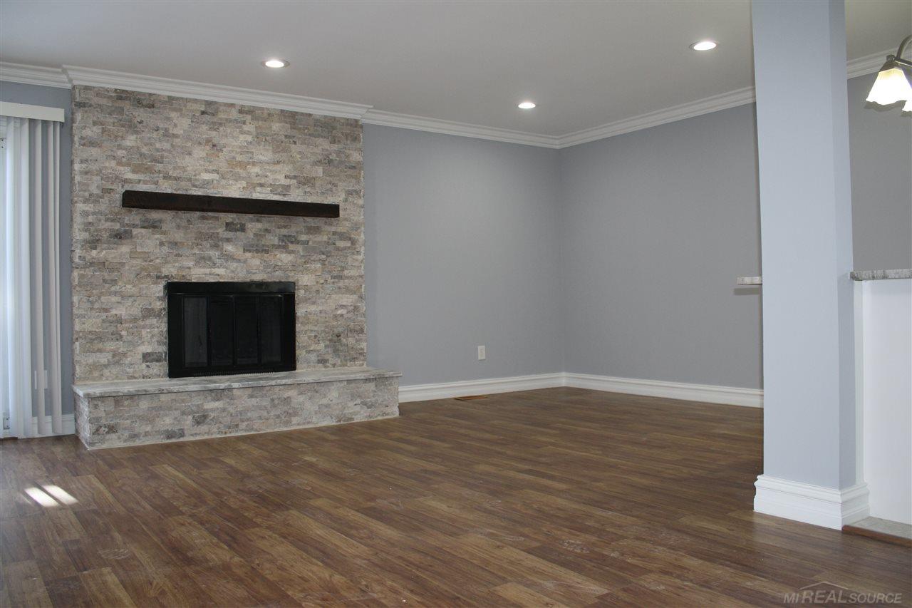 3106 Elmcrest Road Sterling Heights, MI 48310 - Photo 8 of 17