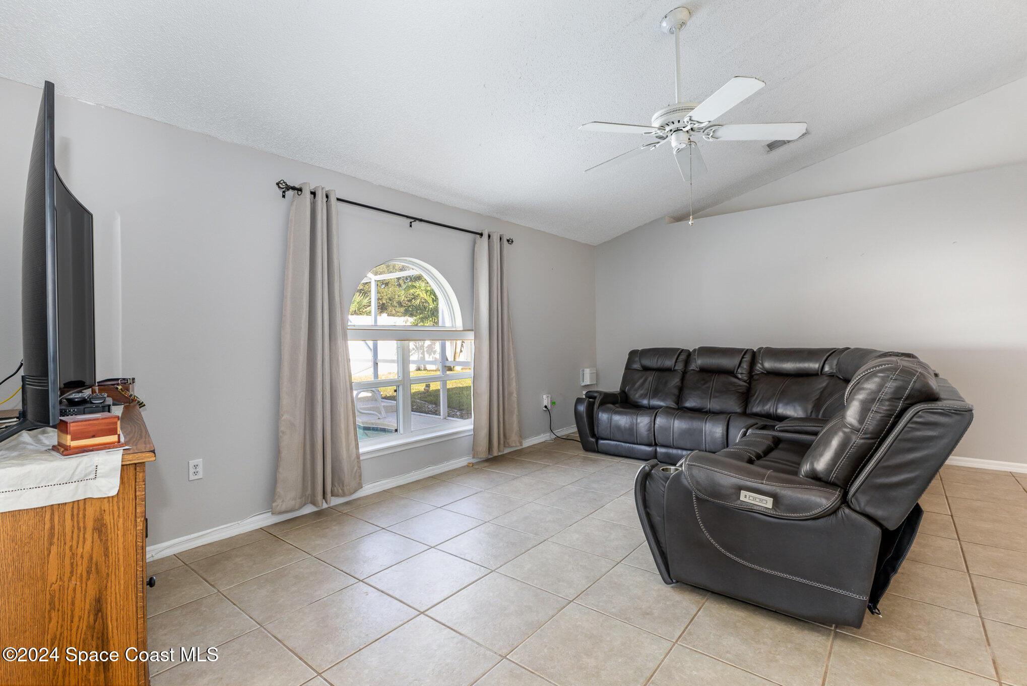 2029 Lansing Street Melbourne, FL 32935 - Photo 17 of 38 .