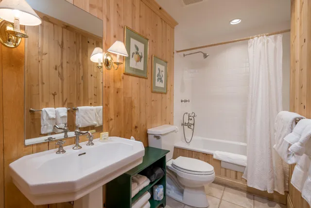 $3,250,000 | 888 Lodge Ii Drive, Unit 888, Sun Valley, ID 83353