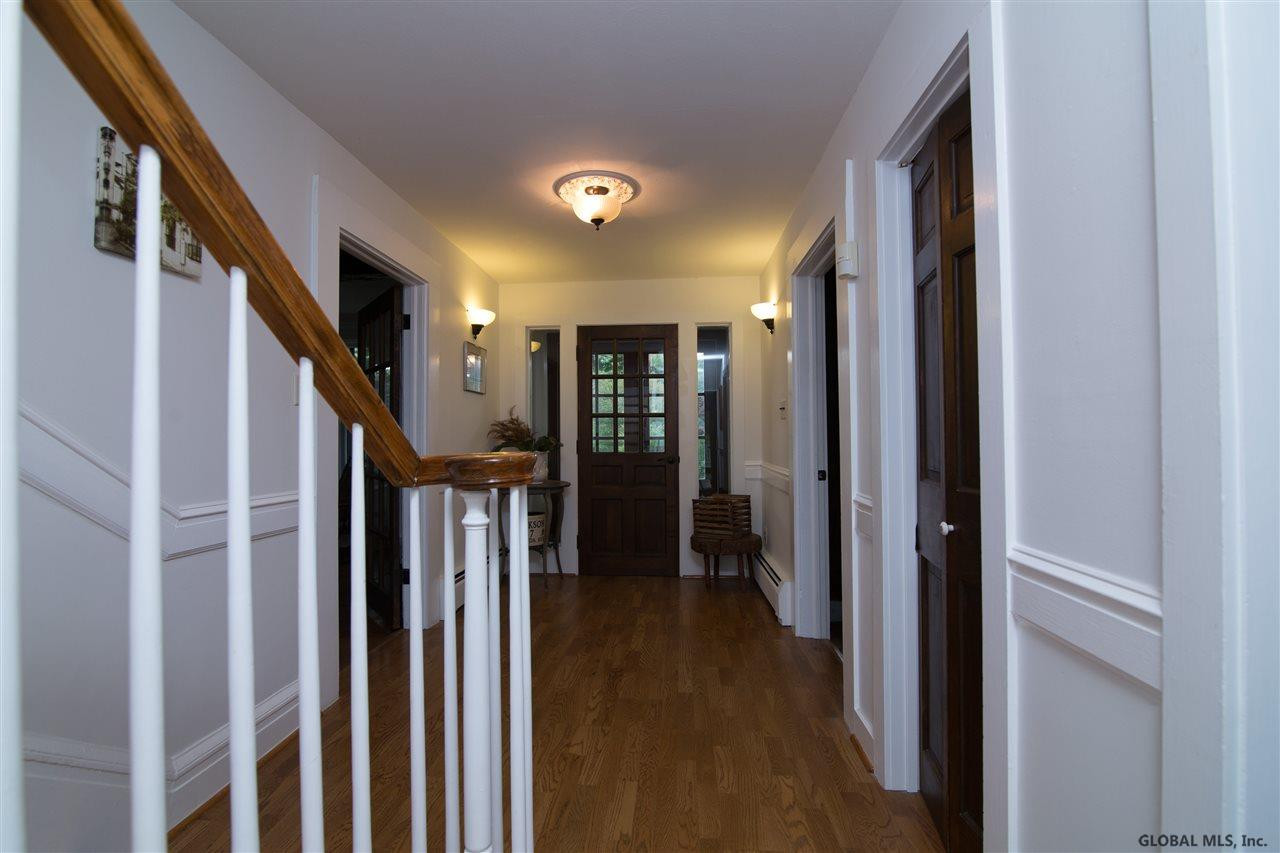 777 Rte 9W Bethlehem, NY 12077 - Photo 3 of 25 Photo 3