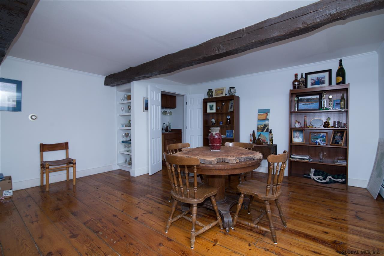 777 Rte 9W Bethlehem, NY 12077 - Photo 5 of 25 Photo 5