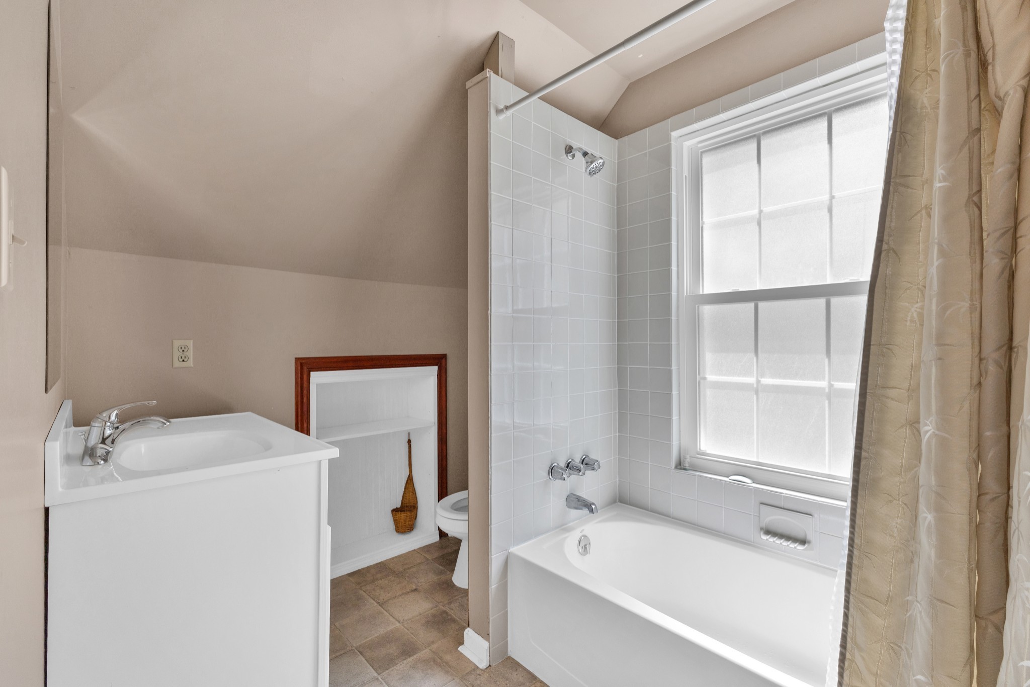 123 Lower Roans Creek Road Linden, TN 37096 - Photo 30 of 33 a bathroom with a tub sink and mirror