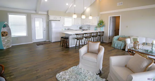 $685,000 | 167 Pete's Wharf Lane, Grand Isle, LA 70358