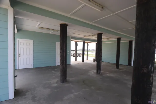 $685,000 | 167 Pete's Wharf Lane, Grand Isle, LA 70358