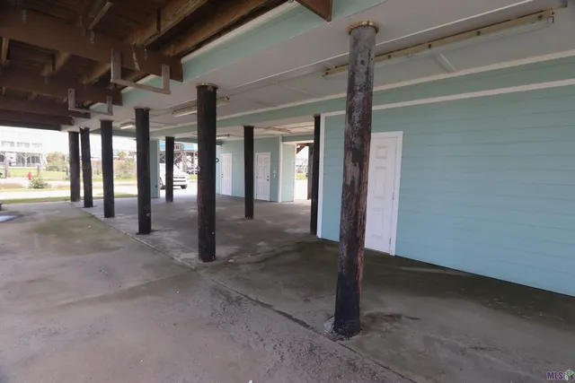 $685,000 | 167 Pete's Wharf Lane, Grand Isle, LA 70358