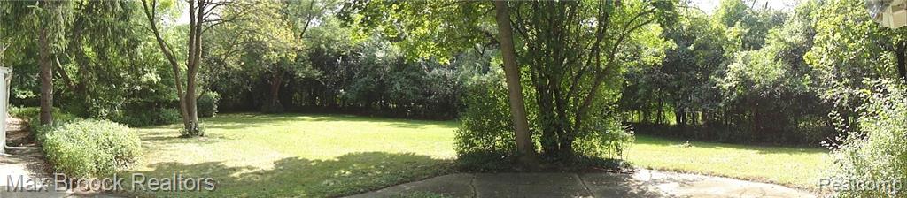 19625 Riverside Drive Beverly Hills, MI 48025 - Photo 4 of 20