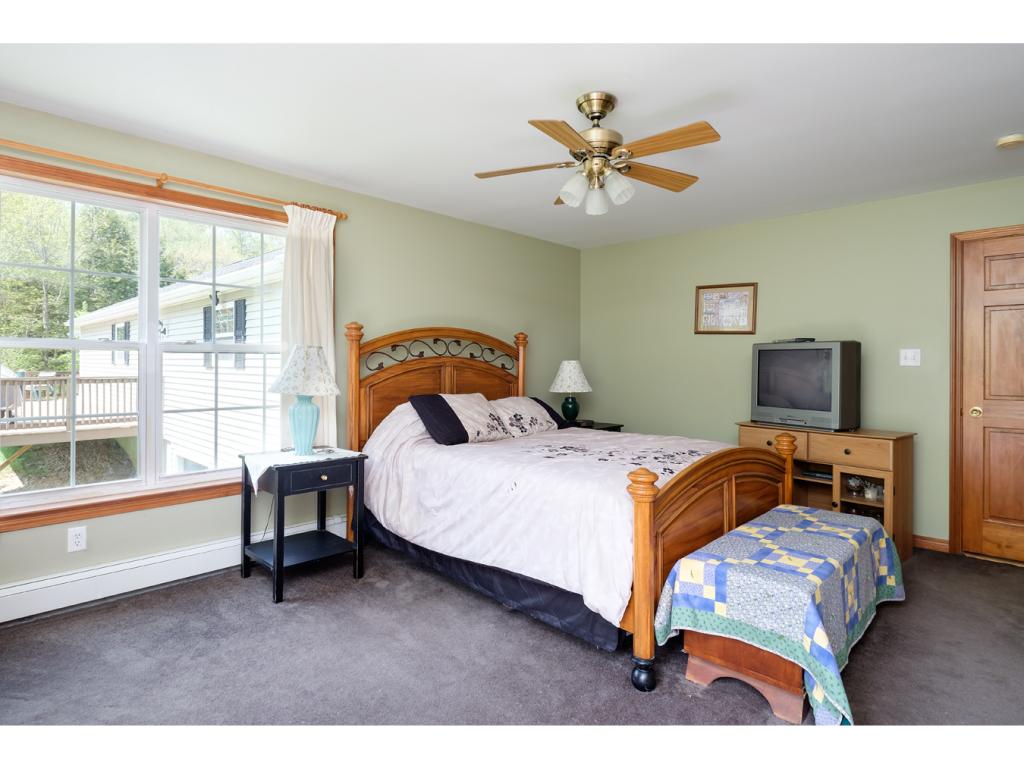 23 Isabelle Lane Rochester, NH 03867 - Photo 22 of 36