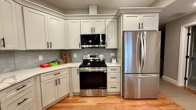$4,125 | 663 Columbia Road, Unit 1, Boston, MA 02125