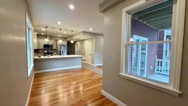 $4,125 | 663 Columbia Road, Unit 1, Boston, MA 02125