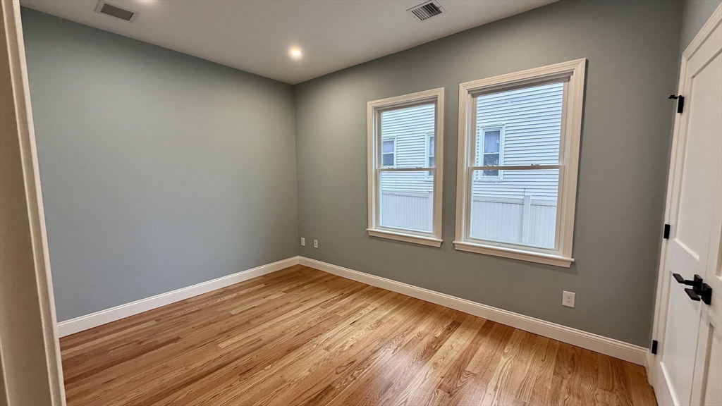 663 Columbia Road, Unit 1 Boston, MA 02125 - Photo 6 of 17