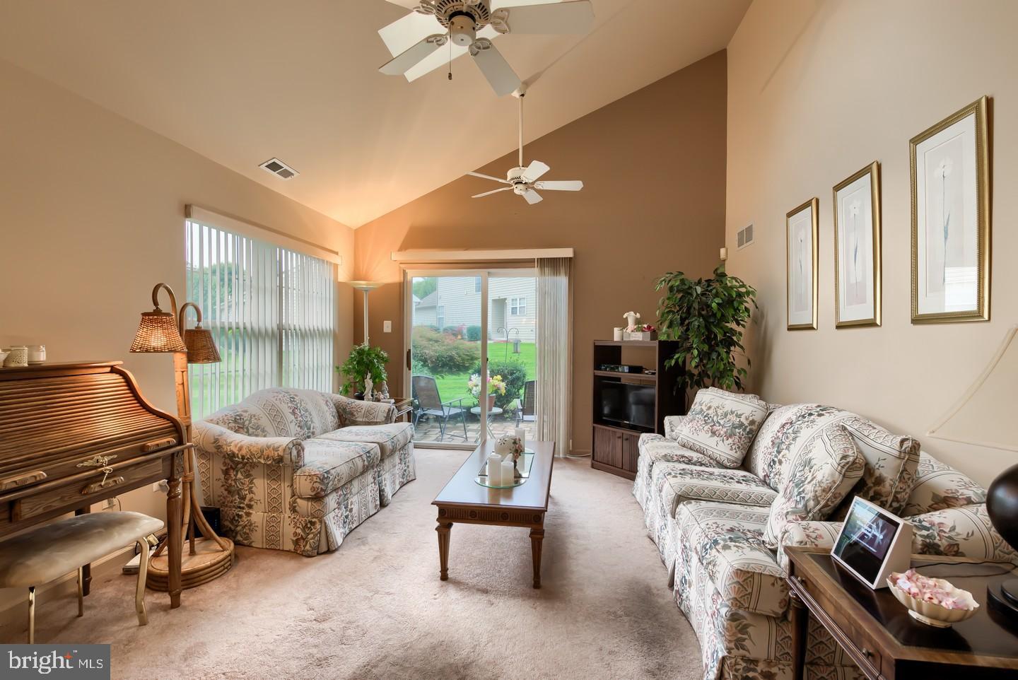 107 Alexander Road Edgewater Park, NJ 08010 - Photo 6 of 33 Gallery Image 6