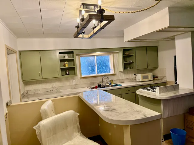 $199,900 | 1610 17th Street, Two Rivers, WI 54241