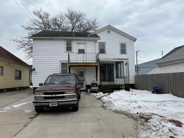 $199,900 | 1610 17th Street, Two Rivers, WI 54241