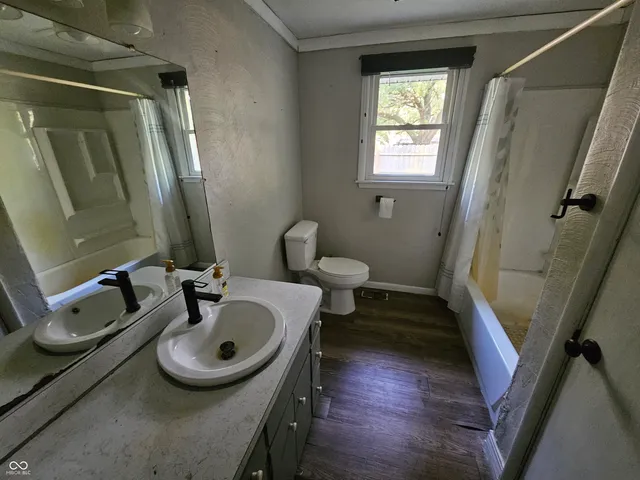 $250,000 | 5700 South 100th Street West, Pendleton, IN 46064