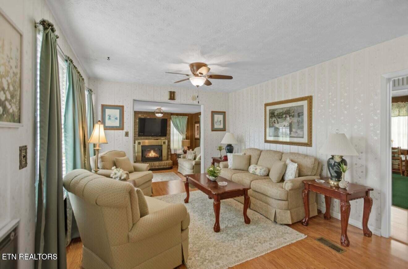 308 Mimosa Street Tazewell, TN 37879 - Photo 40 of 58 IMG_1225