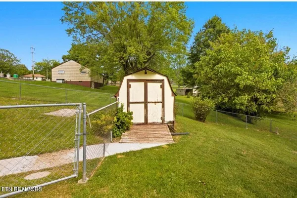 $324,500 | 308 Mimosa Street, Tazewell, TN 37879