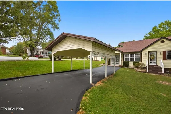$324,500 | 308 Mimosa Street, Tazewell, TN 37879