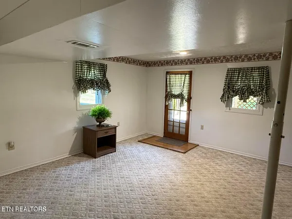 $324,500 | 308 Mimosa Street, Tazewell, TN 37879